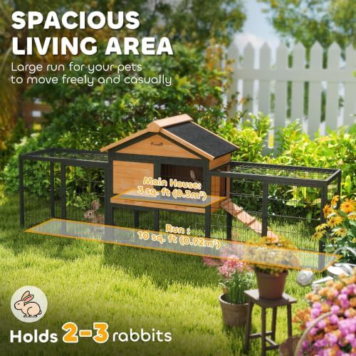 Large outdoor hutch with steel run — photo 3
